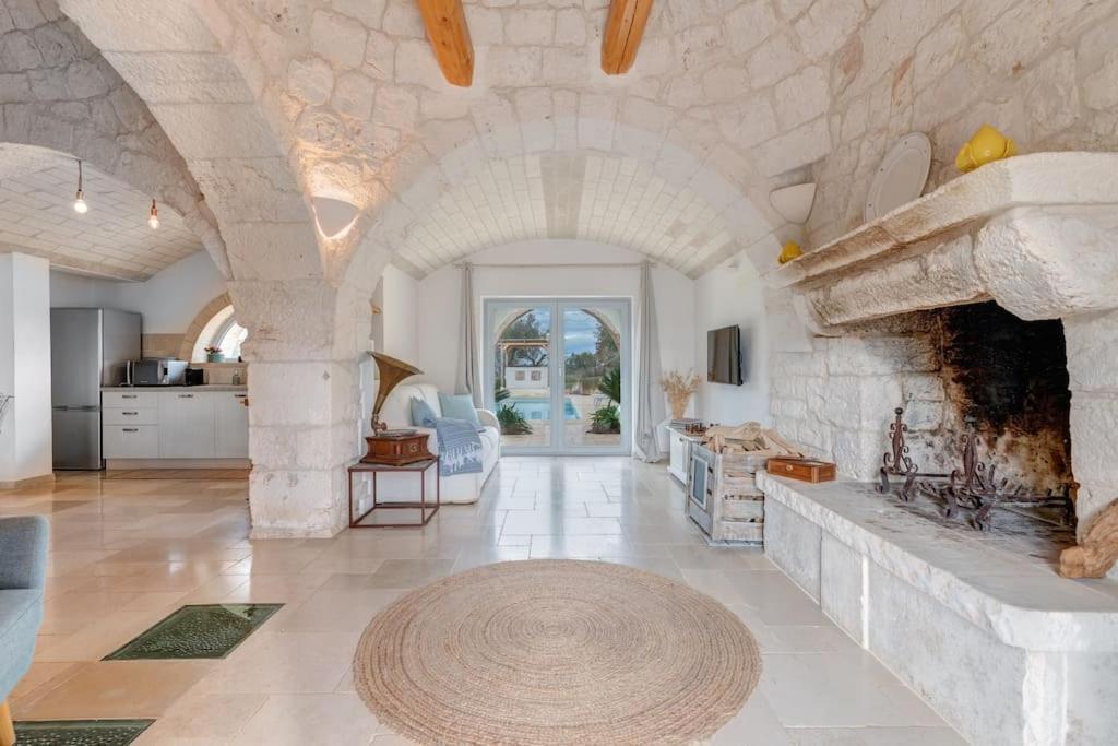 Trulli Gianpaolo - Luxury Villa Ostuni Luaran gambar